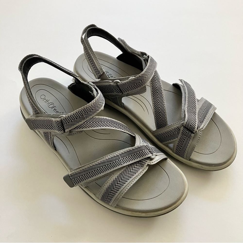 OrthoFeet 904. Women's Light Gray Adjustable Strap Sandals. Size 11